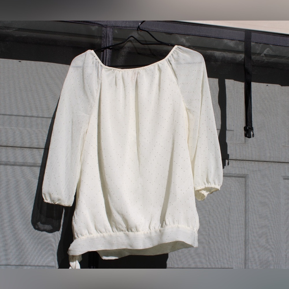 ELLE Medium Blouse - Picture 7 of 8